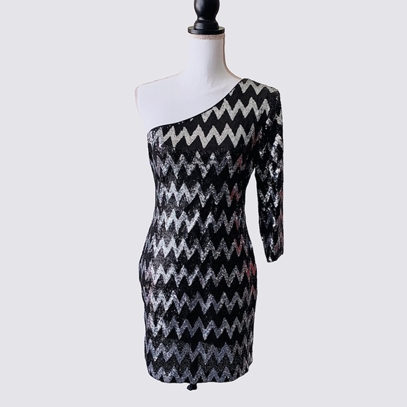 ONE SHOULDER SEQUIN BODYCON MINI DRESS COCKTAIL PARTY DRESS CLUB DRESS - Picture 10 of 16